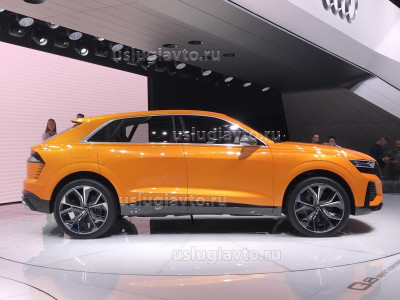 AUDI Q8_сбоку.JPG