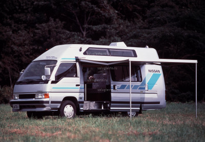 nissan_homy_4wd_camping_saloon.jpg